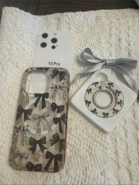 Velvet Caviar B&W 15 Pro iPhone Case and Magnetic Holder Ring